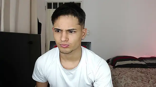 Alex mojica online show from 16, 11, 2025