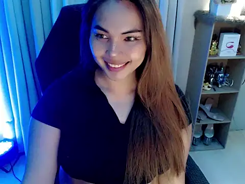 HolLyFaaCKer online show from 2, 10, 2025