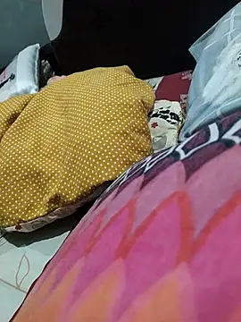 Mumuska online show from 3, 11, 2025