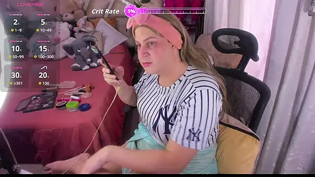 Snapshot of BarbieStyled chatting on 12, 9, 2025 BarbieStyled online show from 12, 9, 2025