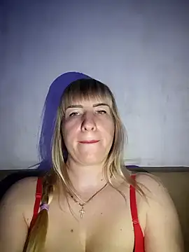 Snapshot of babyjessi chatting on 8, 11, 2025 babyjessi online show from 8, 11, 2025