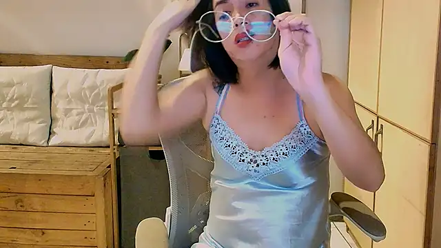 Snapshot of moriliciousxxx chatting on 17, 2, 2026 moriliciousxxx online show from 17, 2, 2026