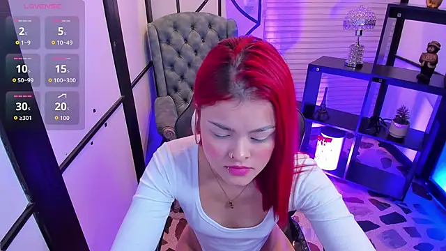 NahomiRichards  online show from 18, 11, 2025