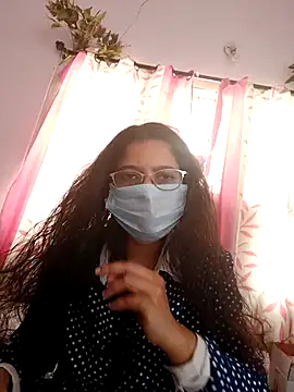 Snapshot of thanusi_2 chatting on 2, 4, 2026 thanusi 2 online show from 2, 4, 2026