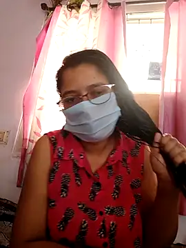 Snapshot of thanusi_2 chatting on 16, 3, 2026 thanusi 2 online show from 16, 3, 2026