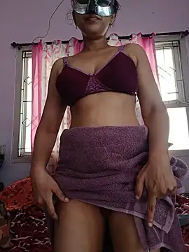 Snapshot of thanusi_2 chatting on 7, 7, 2026 thanusi 2 online show from 7, 7, 2026