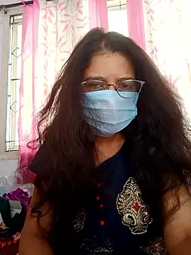 Snapshot of thanusi_2 chatting on 27, 6, 2026 thanusi 2 online show from 27, 6, 2026