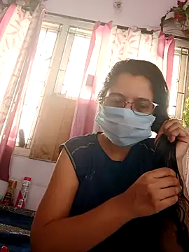 Snapshot of thanusi_2 chatting on 10, 3, 2026 thanusi 2 online show from 10, 3, 2026