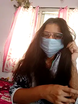 Snapshot of thanusi_2 chatting on 28, 3, 2026 thanusi 2 online show from 28, 3, 2026