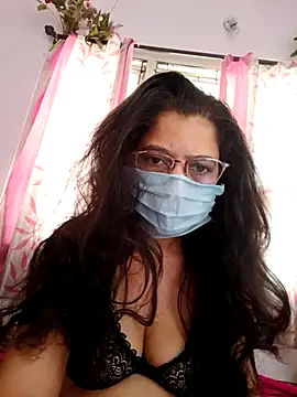 Snapshot of thanusi_2 chatting on 29, 3, 2026 thanusi 2 online show from 29, 3, 2026