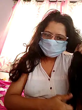 Snapshot of thanusi_2 chatting on 30, 3, 2026 thanusi 2 online show from 30, 3, 2026