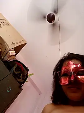 Snapshot of thanusi_2 chatting on 27, 3, 2026 thanusi 2 online show from 27, 3, 2026