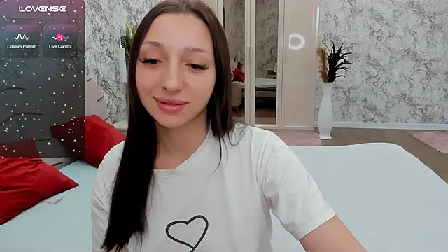 sheillawood online show from 28, 9, 2025