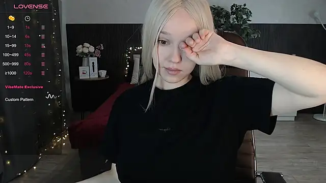 Snapshot of Sexy_Alexia69 chatting on 18, 9, 2025 Sexy Alexia69 online show from 18, 9, 2025