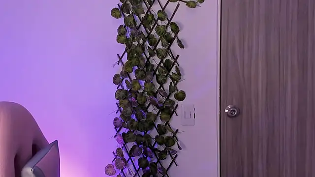 Snapshot of samycute_ chatting on 1, 10, 2025 samycute online show from 1, 10, 2025