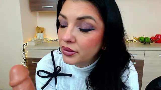 KimoraJoy online show from 19, 11, 2025