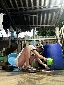 Sunny lotus online show from 17, 10, 2025