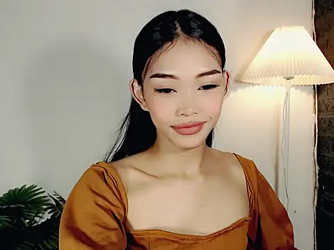 holyakiesha online show from 26, 9, 2025