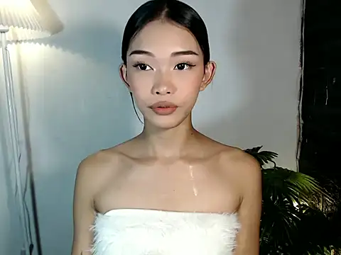 holyakiesha online show from 2, 10, 2025