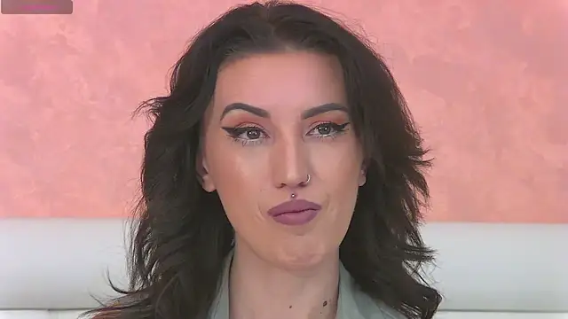 EnyaHazell online show from 4, 11, 2025