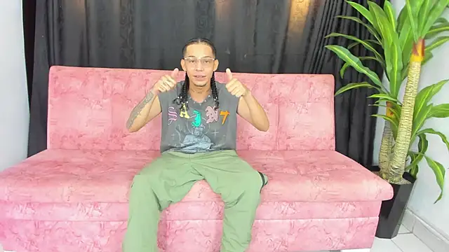 golden girl house online show from 28, 2, 2026