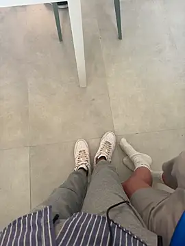 Manu97k online show from 14, 4, 2026