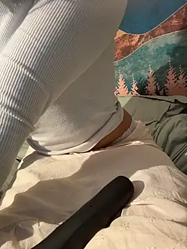 AuraLush online show from 21, 3, 2026