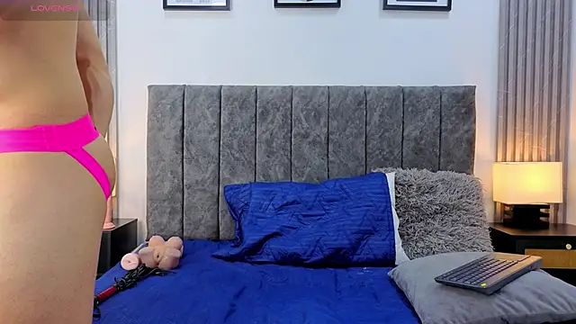 Liam forest  online show from 29, 10, 2025