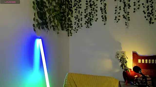 Ariana Spring online show from 8, 2, 2026