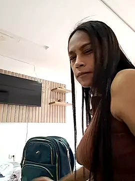 sarah garcia  online show from 1, 11, 2025