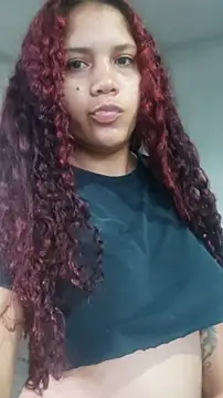 Snapshot of Daila_Lucia chatting on 19, 12, 2025 Daila Lucia online show from 19, 12, 2025