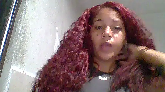 Snapshot of Daila_Lucia chatting on 24, 11, 2025 Daila Lucia online show from 24, 11, 2025