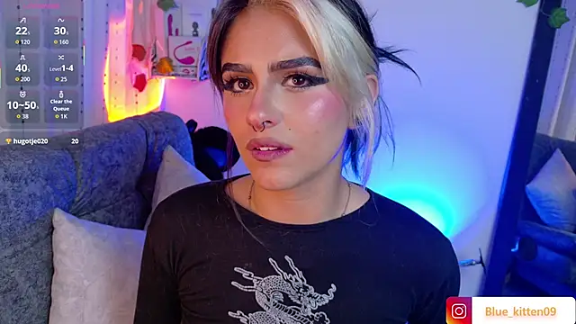 blue kitten online show from 28, 11, 2025