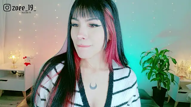 cuteezoe online show from 10, 4, 2026