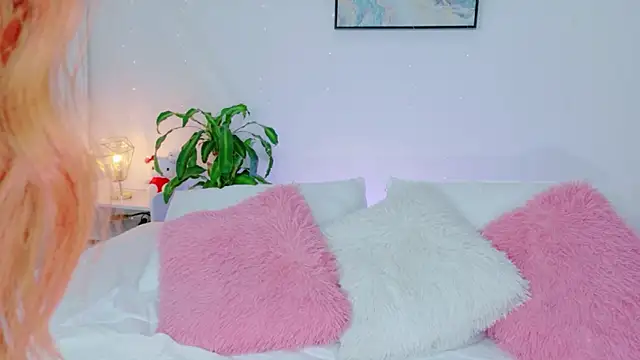 cuteezoe online show from 10, 3, 2026