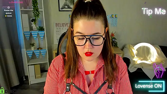 Tara Torres online show from 1, 10, 2025