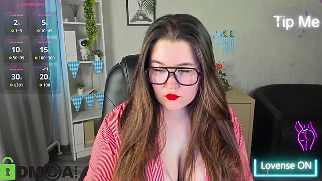 Tara Torres online show from 14, 10, 2025