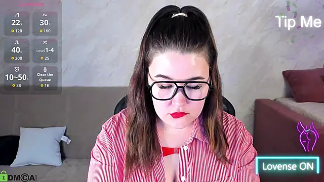 Tara Torres online show from 18, 9, 2025