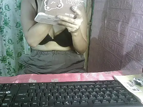 WetWildPussy online show from 9, 10, 2025