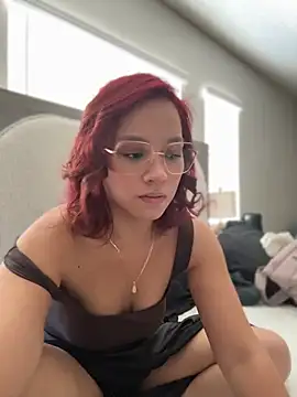 Snapshot of Mrs_MrLove chatting on 15, 6, 2026 Mrs MrLove online show from 15, 6, 2026