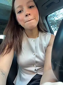 Mrs MrLove online show from 1, 12, 2025