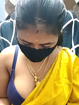 Snapshot of Tamil_Lotus chatting on 15, 5, 2026 Tamil Lotus online show from 15, 5, 2026