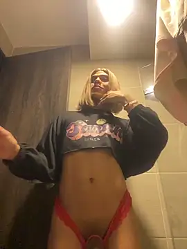 Snapshot of Flora_Minx chatting on 28, 2, 2026 Flora Minx online show from 28, 2, 2026