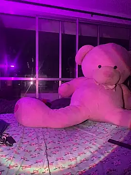 Snapshot of Flora_Minx chatting on 7, 2, 2026 Flora Minx online show from 7, 2, 2026