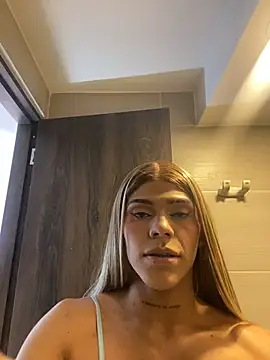 Snapshot of Flora_Minx chatting on 21, 2, 2026 Flora Minx online show from 21, 2, 2026