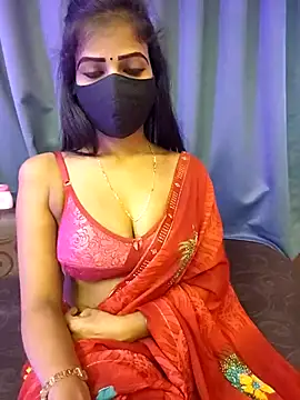 Snapshot of Misss-julli chatting on 11, 4, 2026 Misss-julli online show from 11, 4, 2026