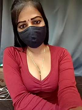 Misss-julli online show from 13, 11, 2025