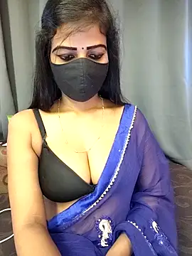Snapshot of Misss-julli chatting on 19, 3, 2026 Misss-julli online show from 19, 3, 2026