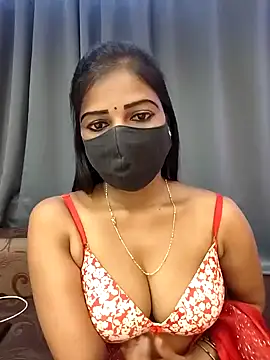 Misss-julli online show from 31, 10, 2025