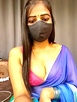 Misss-julli online show from 17, 11, 2025